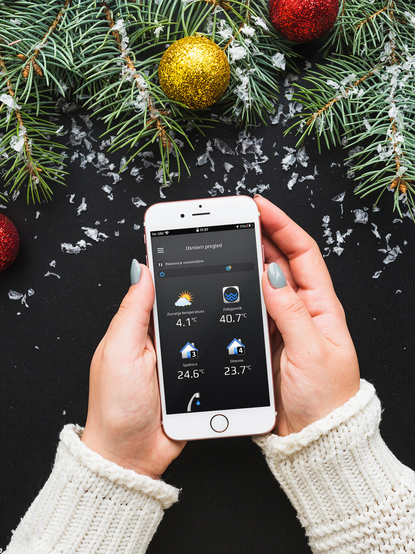 RISCALDAMENTO DELLA PISCINA E CONTROLLO DEI COLLETTORI SOLARI